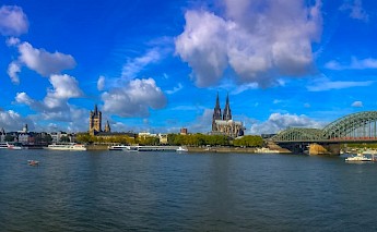 Rhine River panoramic, Cologne, Germany. Flickr:Chad Sparkles
