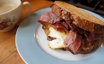 Delicious local cuisine! Dietrich Ayala@Flickr