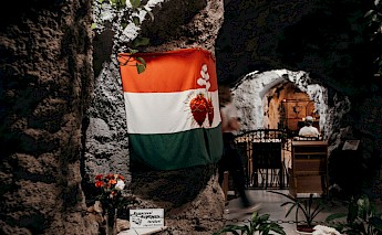 Inside the Cave church, which was closed down by the communists, Budapest. Unsplash:Nelson Wong