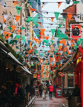 Irish pub cultute, streets of Dublin, Ireland. Unsplash:Anna Church