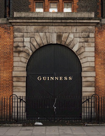 Guinness storehouse, Dublin. Unsplash:Tavis Beck