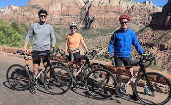 Smiles while biking through Utah. Photo via TO.
