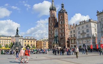 Adam Mickiewicz Statue in the Main Square, Krakow, Poland. Flickr: Francisco Anzola