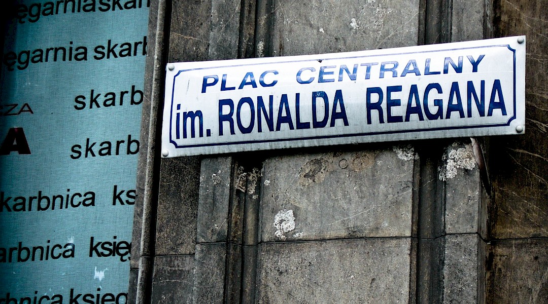 Ronald Reagan Square sign, Krakow. Flickr:Ann Baekken