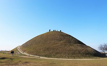 Krakow mounds, Poland. Oleksandr@Unsplash