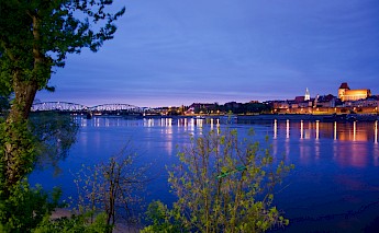 Vistula River, Krakow. Unsplash:Pawel