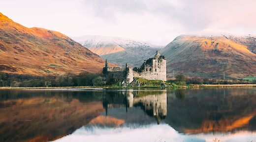Kilchurn Castle reflecting on the river, Scotland. Connor Mollison@Unsplash