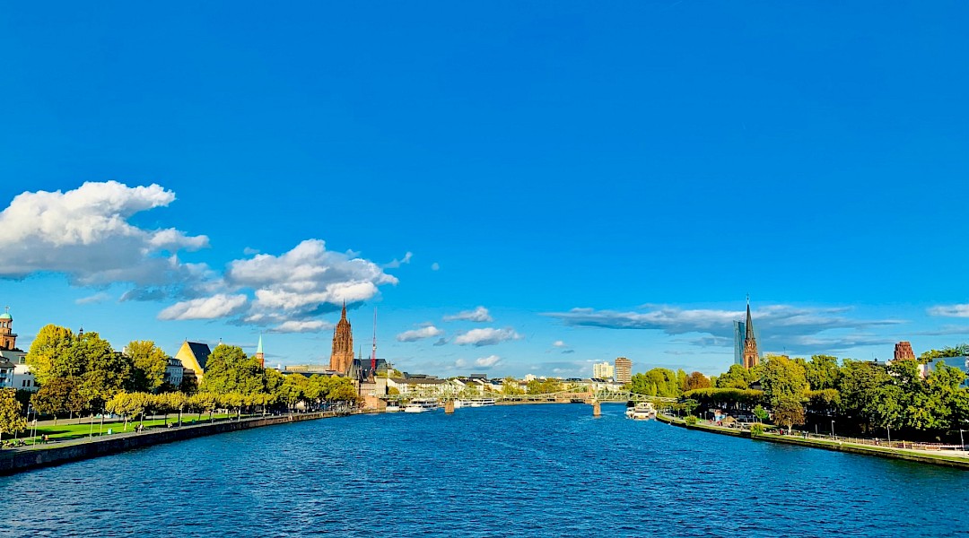 River Main, Frankfurt, Germany. Sneha@Unsplash