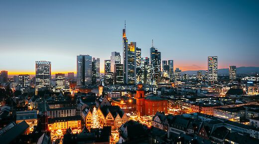 Frankfurt at night, Germany. Tobias Reich@Unsplash