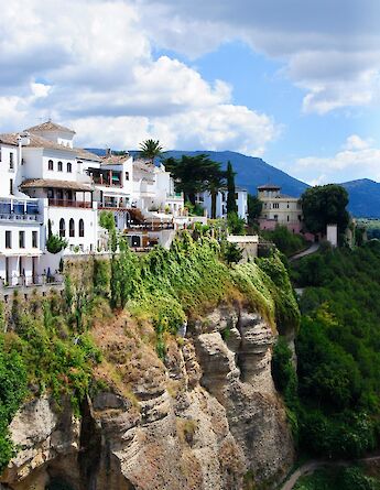 White village of Ronda, Spain. Unsplash:Sophia Simoes