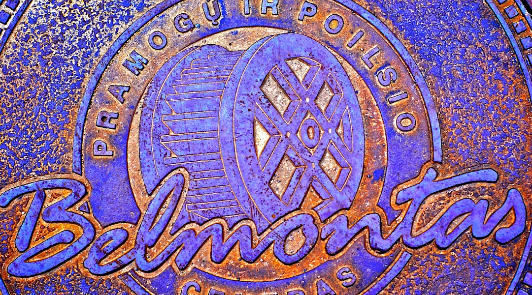 Belmontas manhole cover, Lithuania. Flickr:Oleksii Leonov