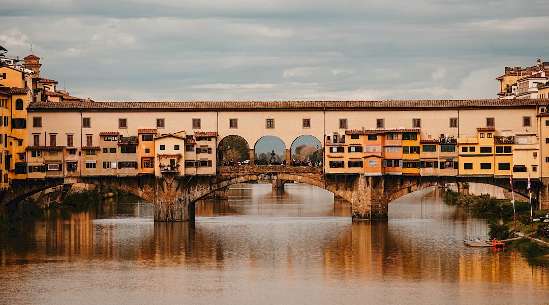 Ponte Vecchio - the oldest bridge in Florence. Unsplash:Ali Nuredini