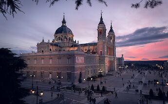 Almudena Cathedral in Madrid at Sunset. Unsplash: Hernan Gonzalez