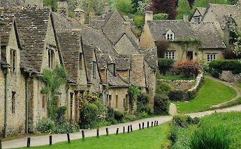 Bibury, Cotswolds, England. CC:Saffron Blaze