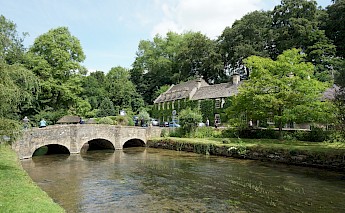 Bibury, Cotswolds, England. Uniq Trek@Unplash