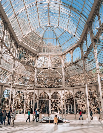 The Glass Palace, El Retiro Park, Madrid. Unsplash:Yoav Aziz