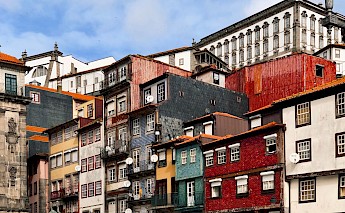 A neighbourhood in Porto, Portugal. Unsplash:Ekin Fidel Tanriverdi