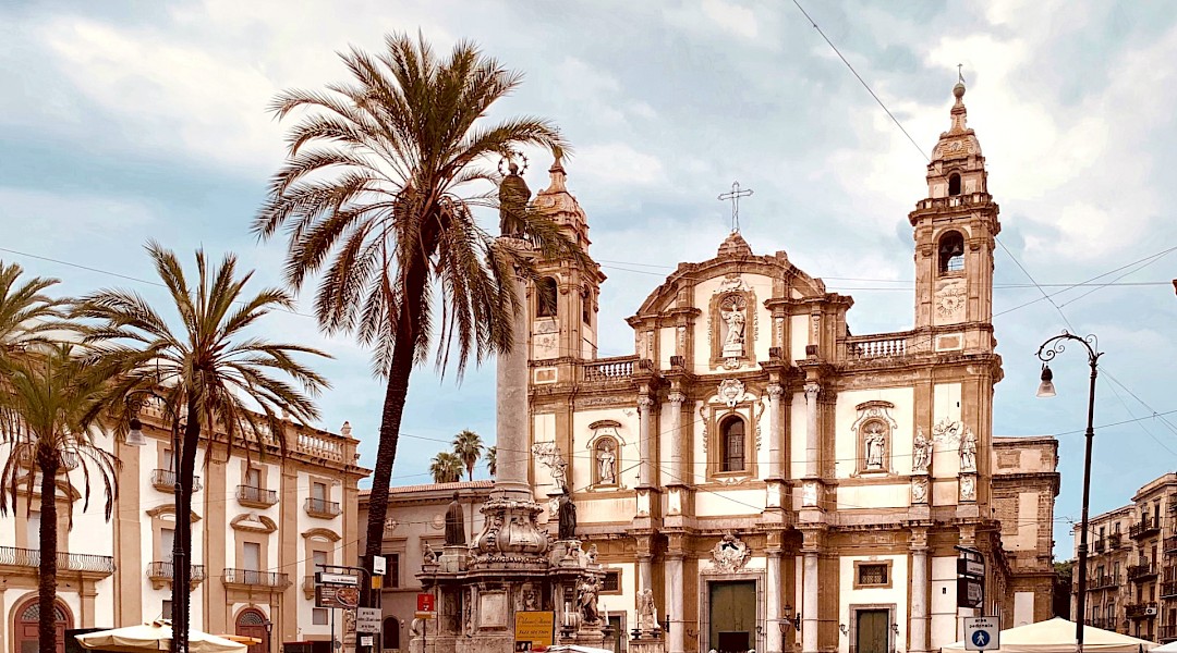 Piazza San Domenico, Palermo, Italy. Unsplash:Giuseppe Buccola