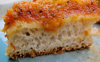 Sfincione- Sicilian pizza, Palermo. Flickr:Scott Wiener