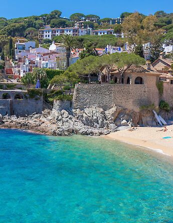 Beach in Palafrugell, Spain. Unsplash:Susan Flynn