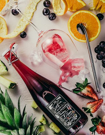 Spanish sangria! Helena Yankovska@Unsplash
