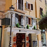 Store in Plama de Mallorca, Spain. Unsplash:Angelika Yakymenko