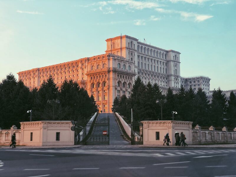 The People's Palace in Bucharest, Romania. Felipe Simo@Unsplash
