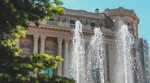 Fountains, Bucharest, Romania. Arpad Czapp@Unsplash