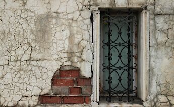 Bucharest, Romania. Sebastian Herrmann@Unsplash