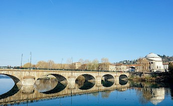 Po River, Turin. Fabio Fistarol@Unsplash