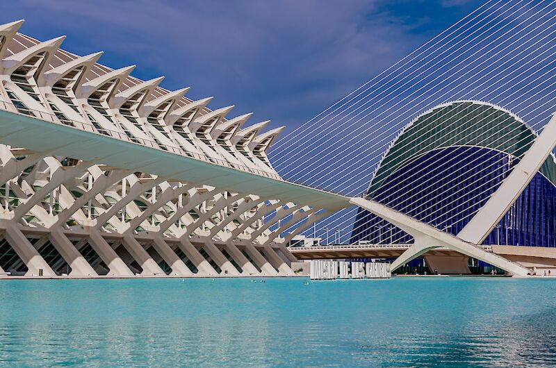 Valencia - City of Arts and Sciences. Rafael Hoyos Weht@Unsplash
