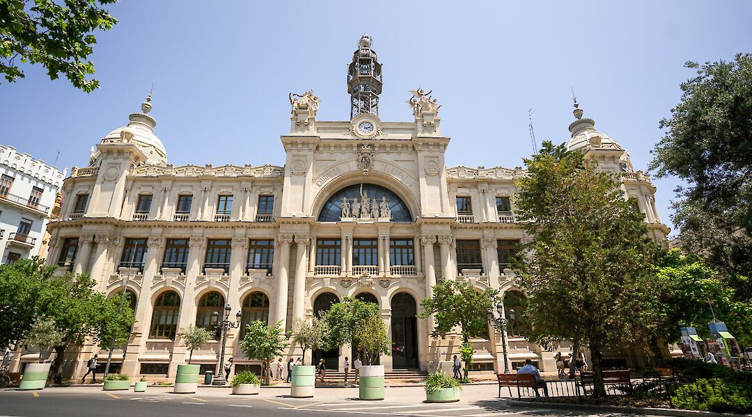 Palacio de Correos - City Hall, Plaza de Ayuntamiento in Valencia, Spain. Northlego Official@Unsplash