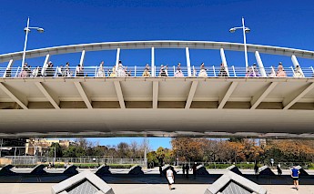 La Pieneteta, Puente de la Exposicion, designe by Santiago Calatrava, Valencia. Antonio Sessa@Unsplash