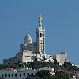 Notre-Dame de la Garde basilica, in Marseille, seen from the Old Port. Benh Lieu Song@Wikimedia Commons
