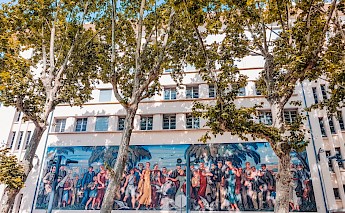 Mural at the Place Guichard - Bourse du Travail, Lyon, France. Emmanuel Martin@Unsplash