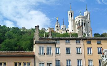 View of the Basilica of Notre-Dame de Fourvière, Lyon. Unsplash@Tania Benson