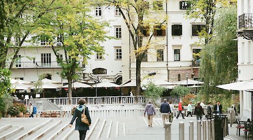 People walking in the central district of Ljubljana. Ali Nuredini@Unsplash