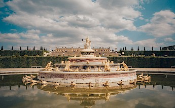 The Latona Fountain, in the Gardenc of the Palace of Versailles. Xavier Photography@Unsplash