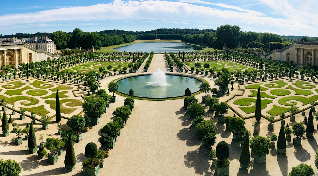 Royal gardens at the Palace of Versailles. Armand Khoury@Unsplash