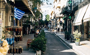 Roaming around the streets of Athens. Markus Winkler@Unsplash