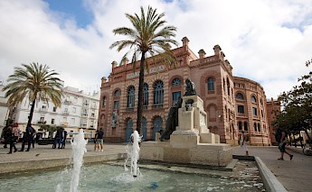 Teatro Falla, Cadiz. Jorge Fernandez Salas@Unsplash