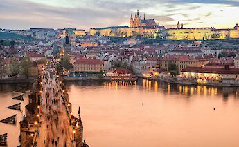 Golden hour in Prague. William Zhang@Unsplash