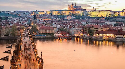 Golden hour in Prague. William Zhang@Unsplash