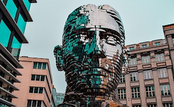 The Head of Franz Kafka, a must-see statue in Prague. Hadeer@Unsplash