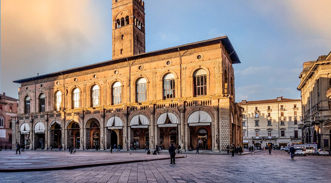 Piazza Maggiore, Bologna. Vanni Lazzari@Wikimedia Commons