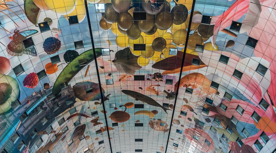 Market hall Rotterdam wall and ceiling paintings. Mike van den Bos@Unsplash