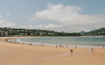 La Concha Beach, Donostia San Sebastián, Spain. Kylie Paz@Unsplash