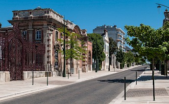 Avenue de Champagne, France. Michal Osmenda@CC