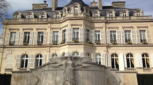 Hotel de Ville, Avenue de Champagne &agrave; Epernay. ADT Marne@CC
