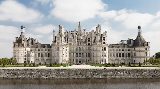 Loire Valley & Chambord E-Bike Tour with Food Tasting from Tours, Chambord